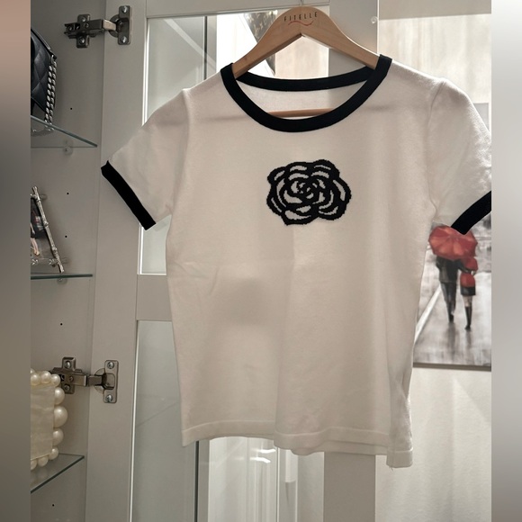 Tops - NWOT-Camille Flower Print Top